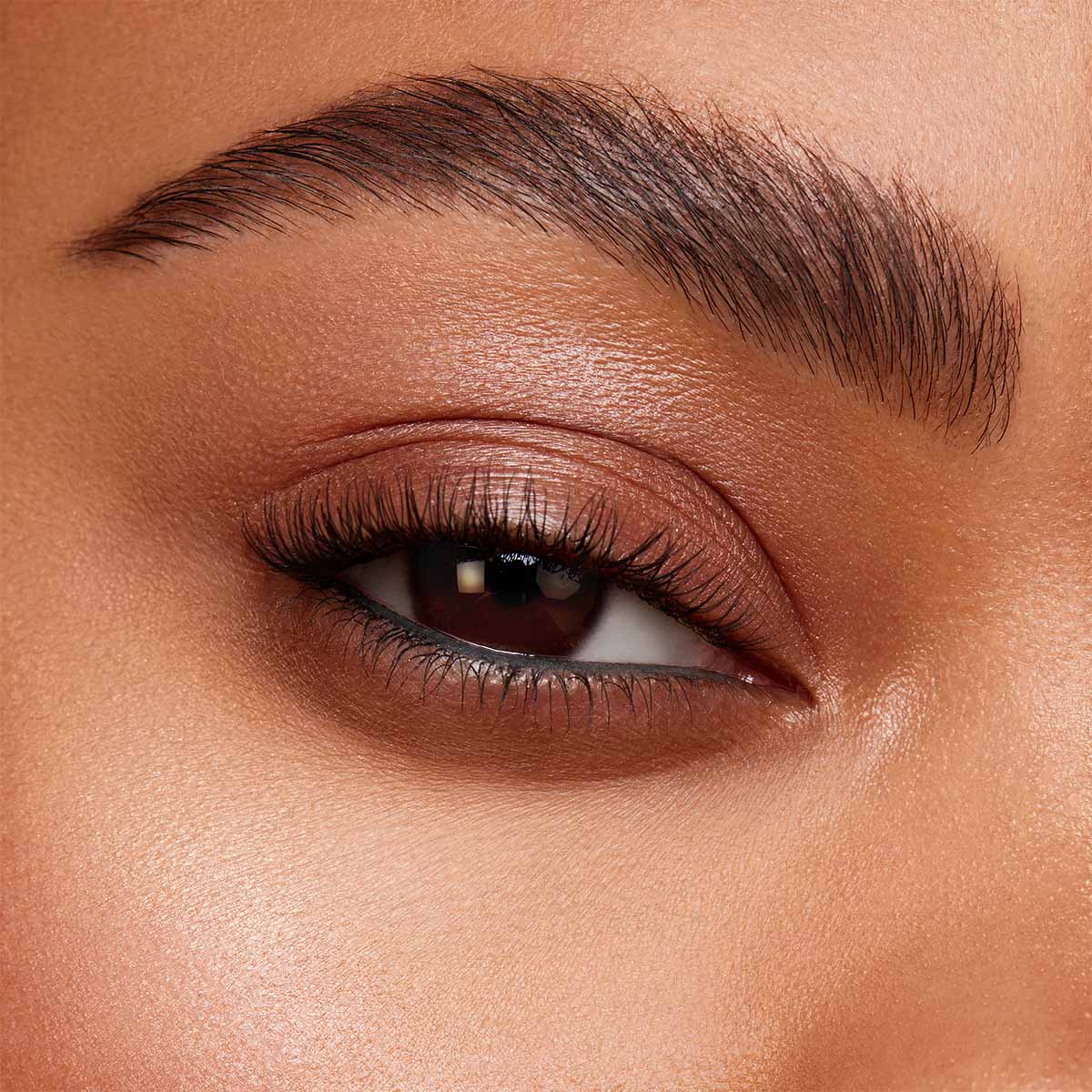KYLIE COSMETICS GEL EYELINER (DELINEADOR DE OJOS)
